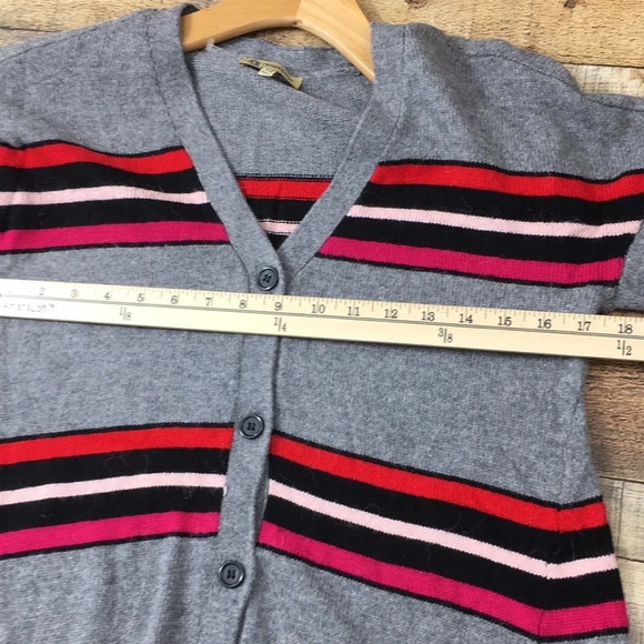 Democracy Gray Striped Flower Applique Cardigan - Picture 11 of 13